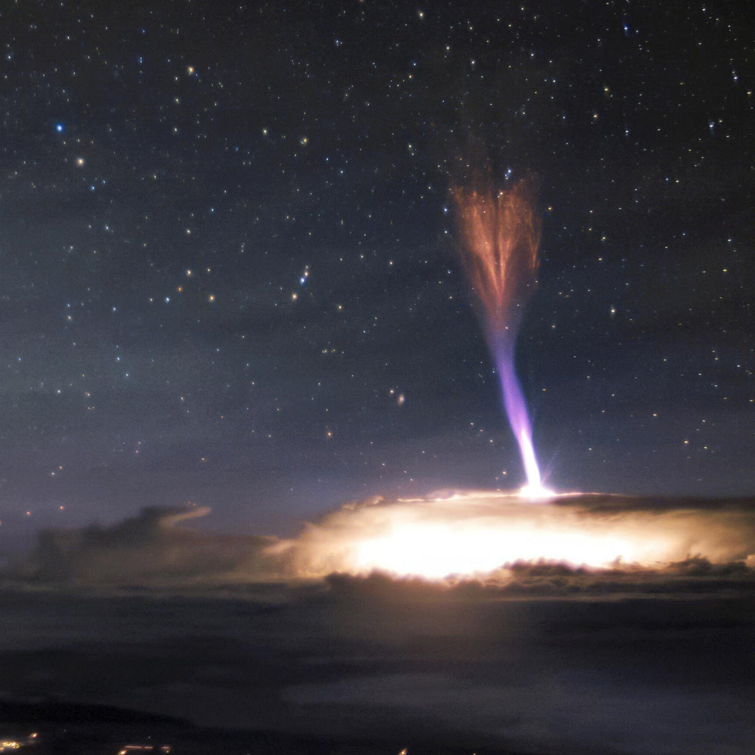 ‘Upward’ Discharge Detected At 50x The Power Of Regular Cr*p Lighting Bolts.